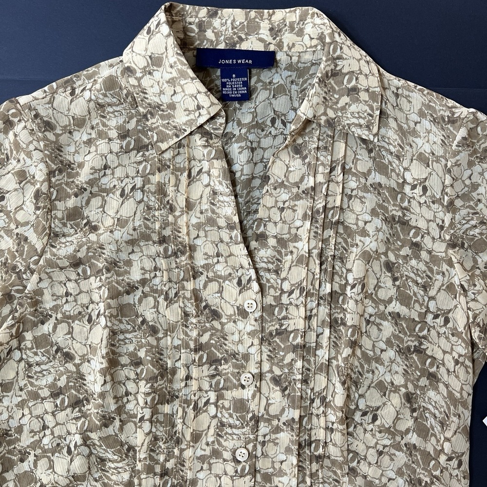 Jones Wear Button Up Women's 6 Green Geometric Print Floral Business Casual NWT